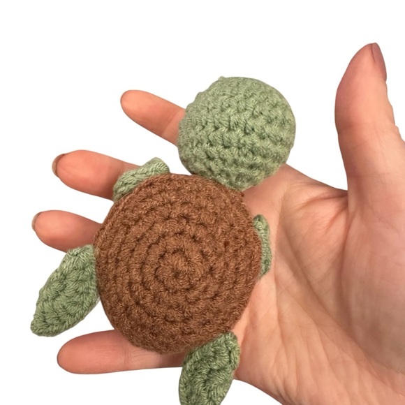 Handmade Crochet Emotional Support Sea Turtle “You’re Turtle-y Awesome” NEW - Picture 5 of 13